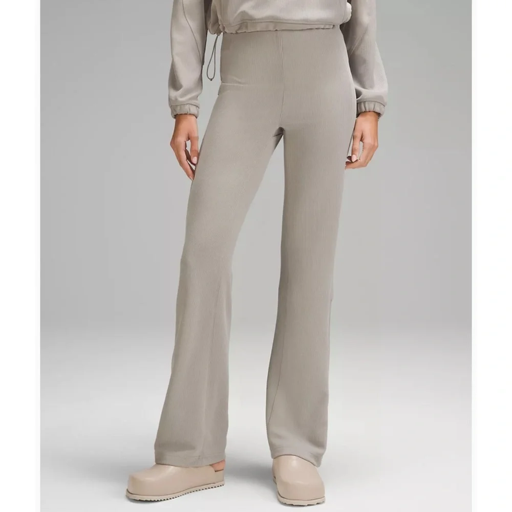 Lululemon Brushed Softstreme Ribbed Zip Flared Athletic Pants Riverstone 14 NWT